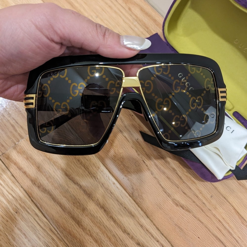 NEW GUCCI SQUARE-FRAME SUNGLASSES WITH GG LENS - Picture 11 of 11
